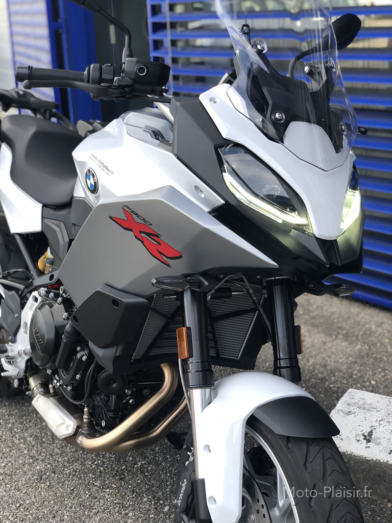 BMW F900XR Alquiler de Motocicleta Francia