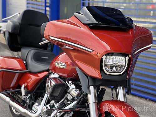 Harley Davidson HD Street Glide 117 Tour Pack Alquiler de Motocicleta Francia