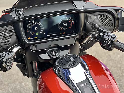 Harley Davidson HD Street Glide 117 Tour Pack Alquiler de Motocicleta Francia