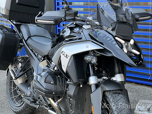 BMW R1300GS Pro Alquiler de Motocicleta Francia