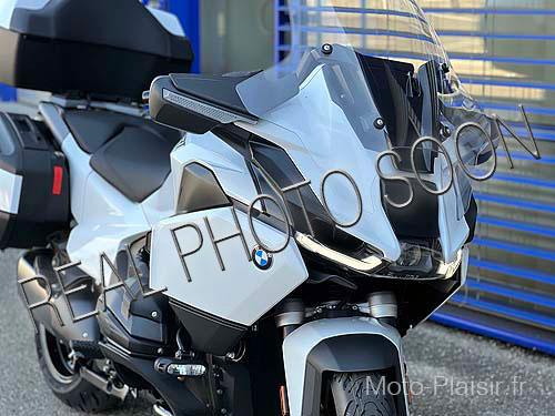 BMW R1300RT Pro Pure Alquiler de Motocicleta Francia