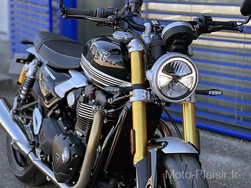 Triumph Speed Twin RS Alquiler de Motocicleta Francia