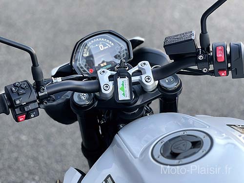 Triumph Street Triple R Alquiler de Motocicleta Francia